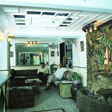 Sunshine Villa New Delhi Bagian luar foto